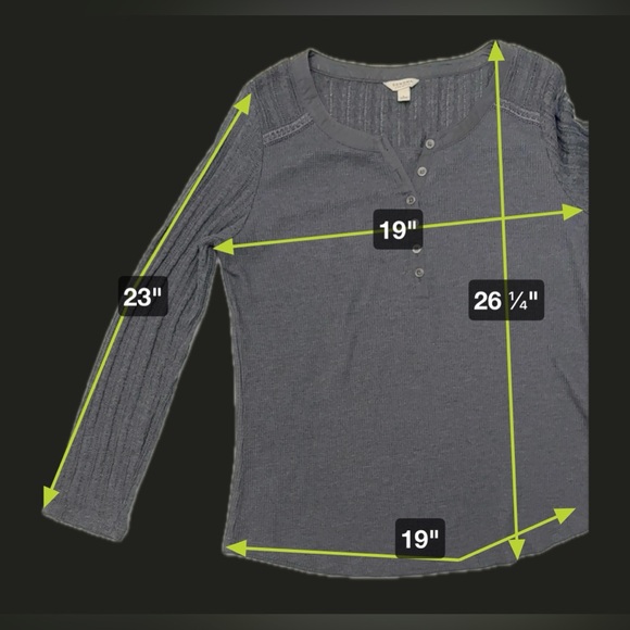 Sonoma life + style ladies large thermal Henley, top gray with crocheted sleeves - Picture 5 of 8